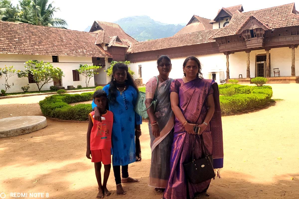 Best Couples Resorts in Paramakudi